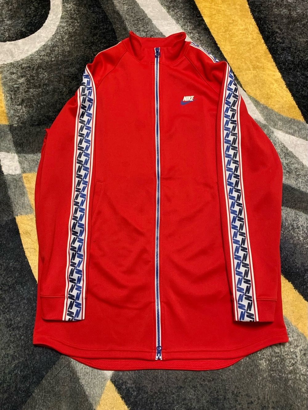 Nike Sweater Zip Up